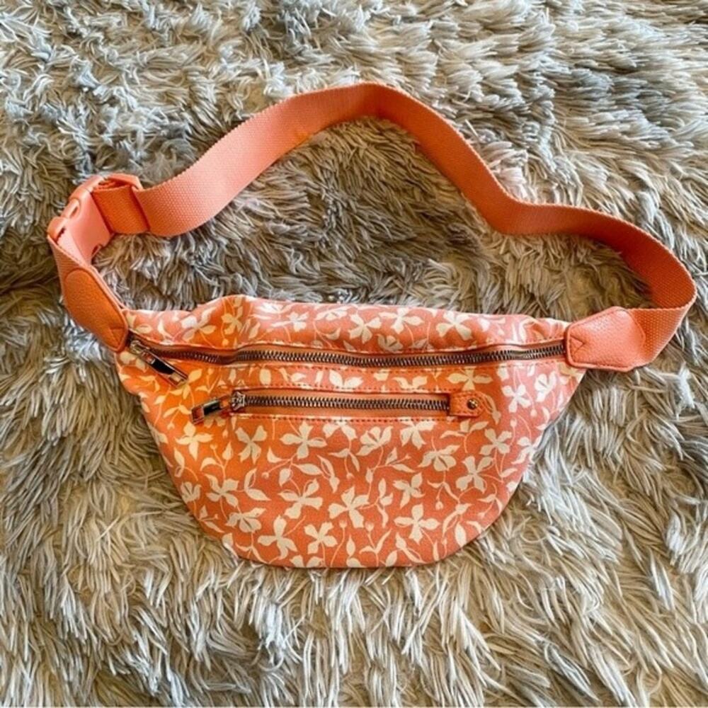 A New Day Women’s Floral Belt Bag Peach NWT